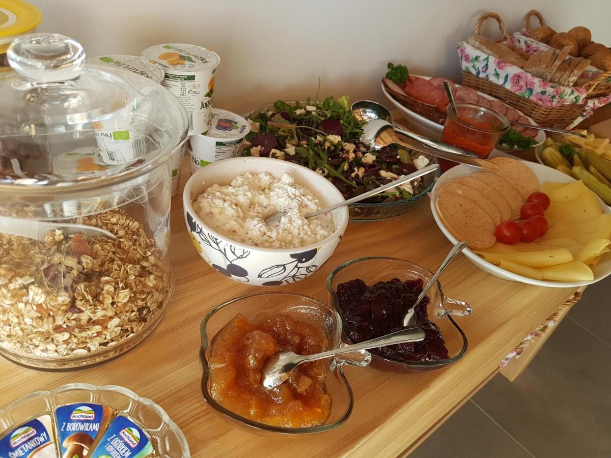 Wypoczynek Pod Lipami Acomodação com café da manhã Ruciane-Nida Exterior foto